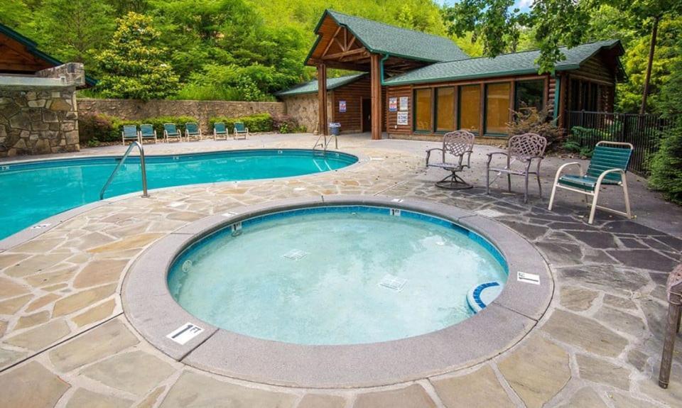 Lookout Lodge ガトリンバーグ エクステリア 写真